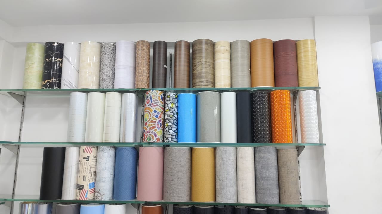 Premium Self-Adhesive Vinyl Wrap Rolls for Mobile & Electronics – Matte, Textured & Scratch-Resistant Finish