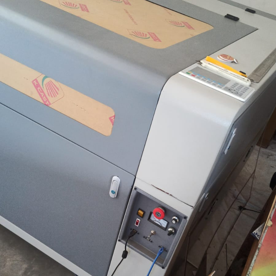 Small Size 60w/ 80w High-Precision CO2 Laser Cutting Machine for MDF and Acrylic