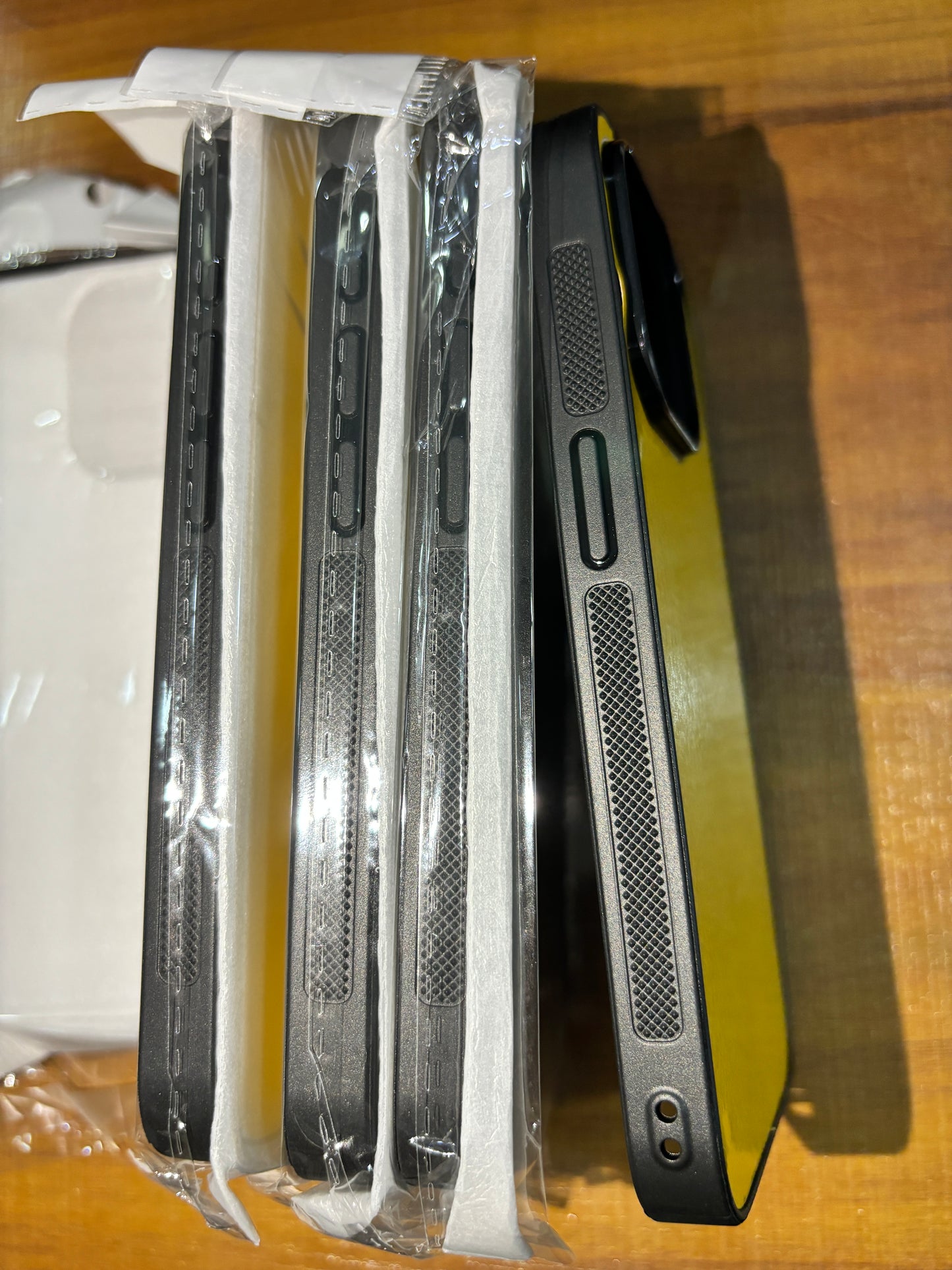 2D Glass Case For Iphone - (Open Camera with Raised Lips)